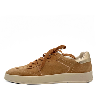 Moldova Suede Tennis Sneakers